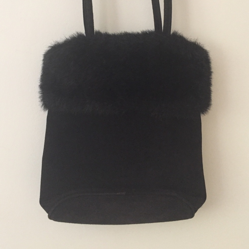 Faux-fur vintage bucket bag - Picture 6 of 6